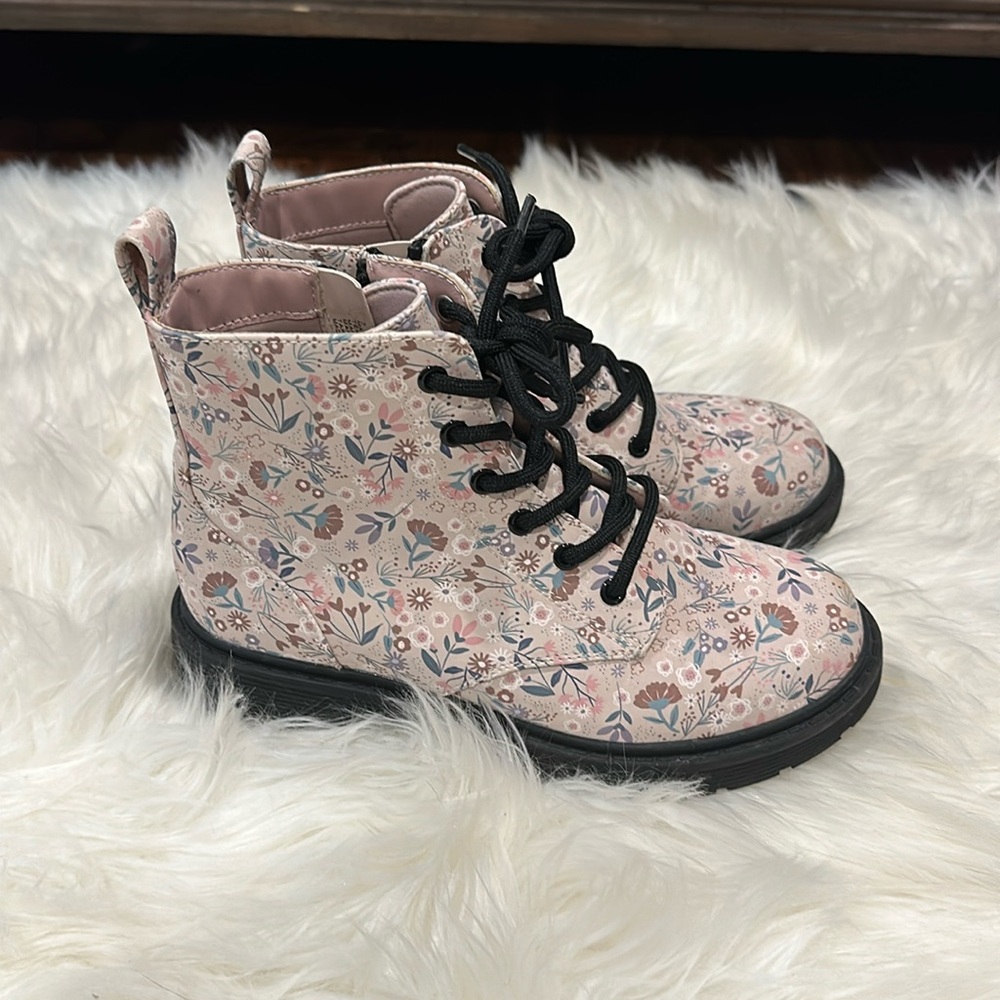 Girls Boots